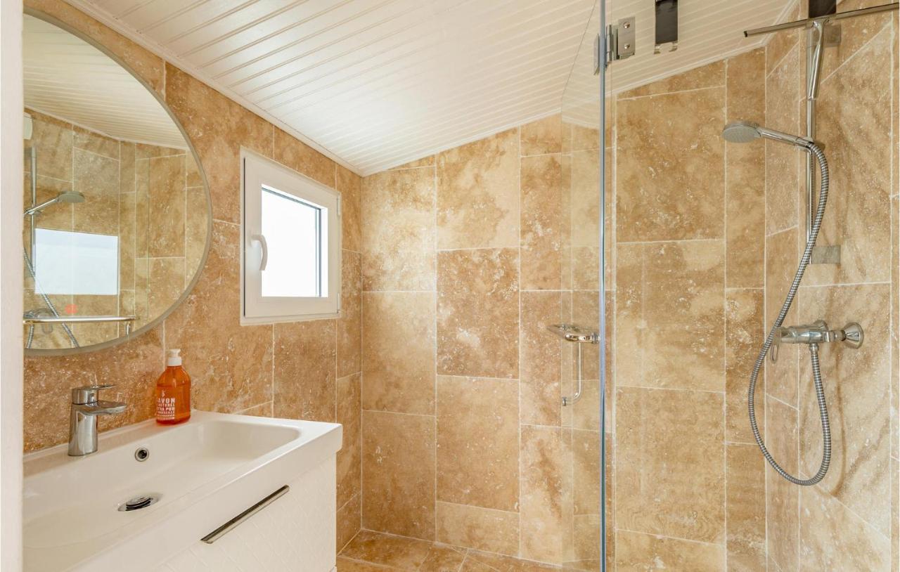 Stunning Home In Noirmoutier En Lile Екстер'єр фото